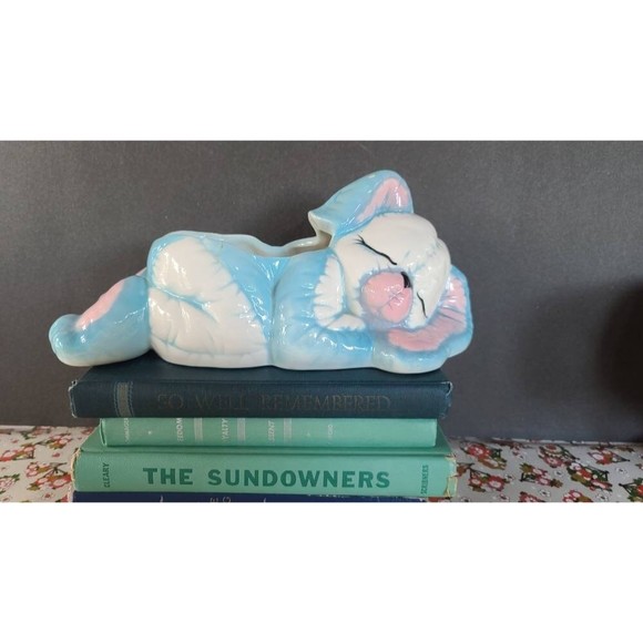 Vintage Sleeping Dog Planter - Picture 2 of 10